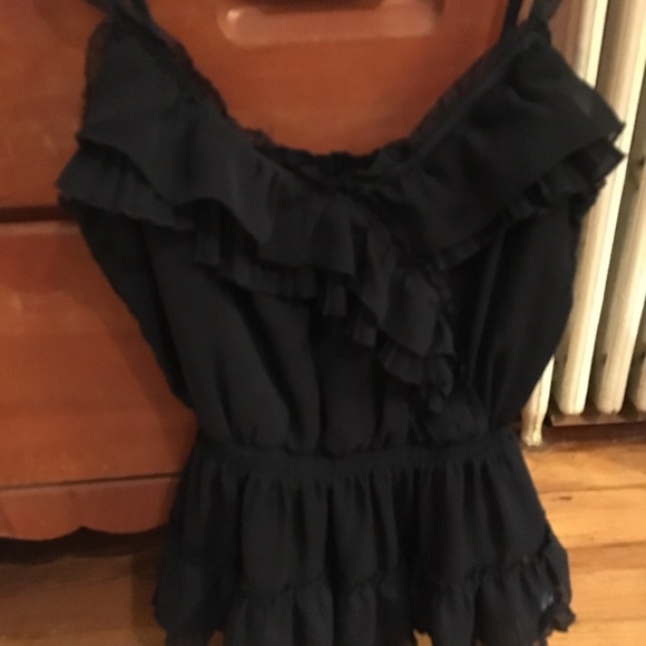 Frilly Abercrombie & Fitch Top - Picture 4 of 4